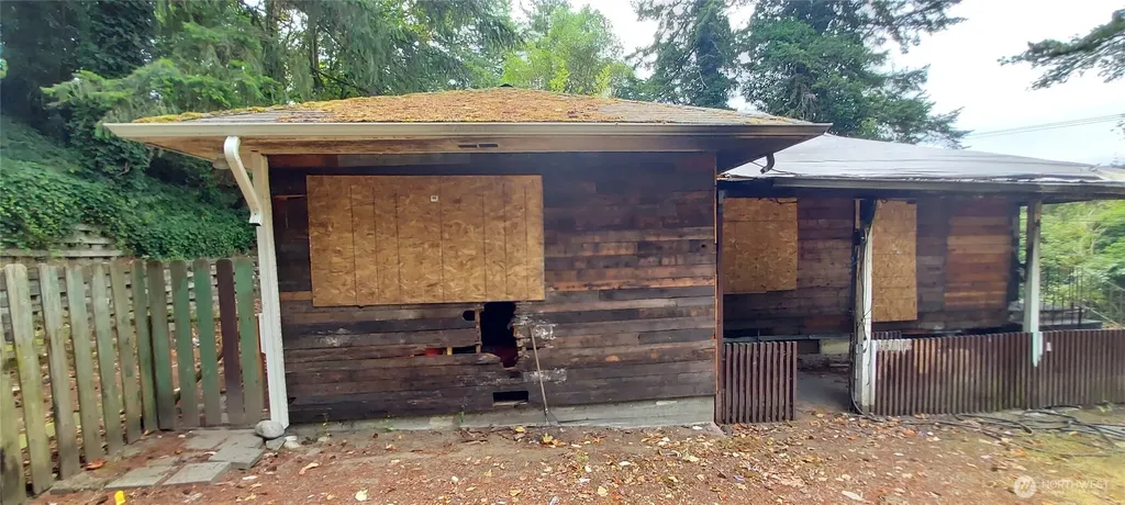 1122 Corbet Drive NW Bremerton WA 98312