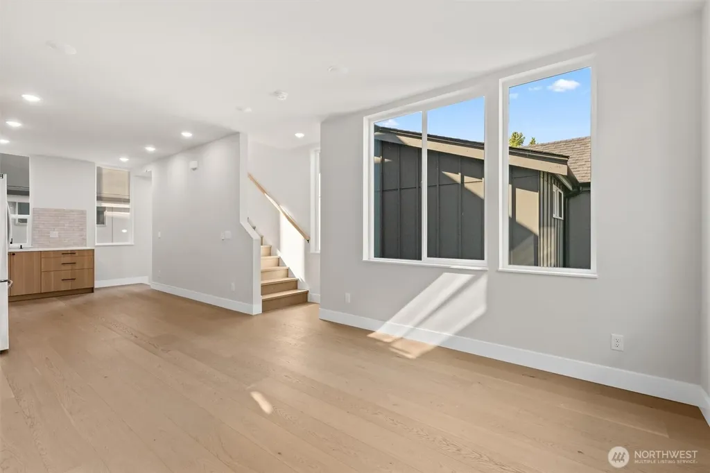 1407 29th Avenue Seattle WA 98122
