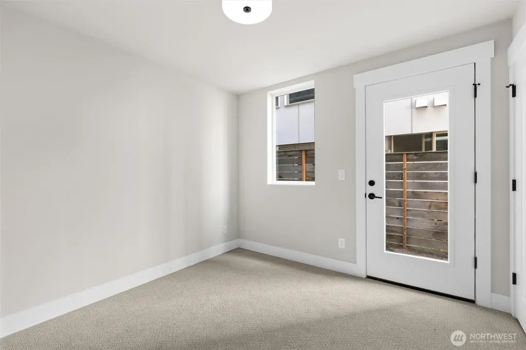 1407 29th Avenue Seattle WA 98122