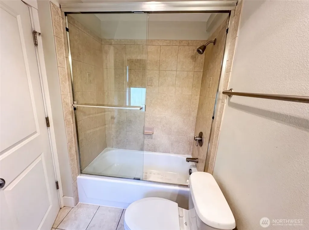 1553 58th Street Seattle WA 98107