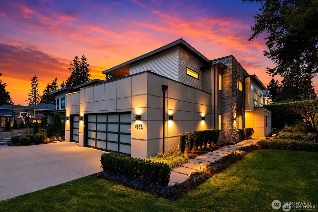 4605 108th Avenue NE Kirkland WA 98033