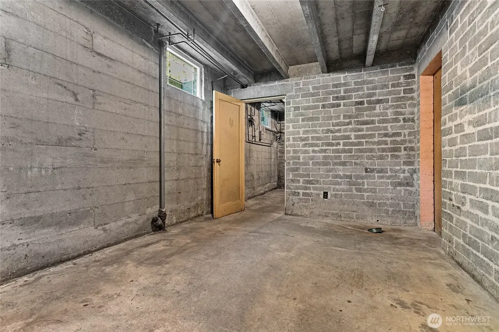 2716 Cornwall Avenue Bellingham WA 98225