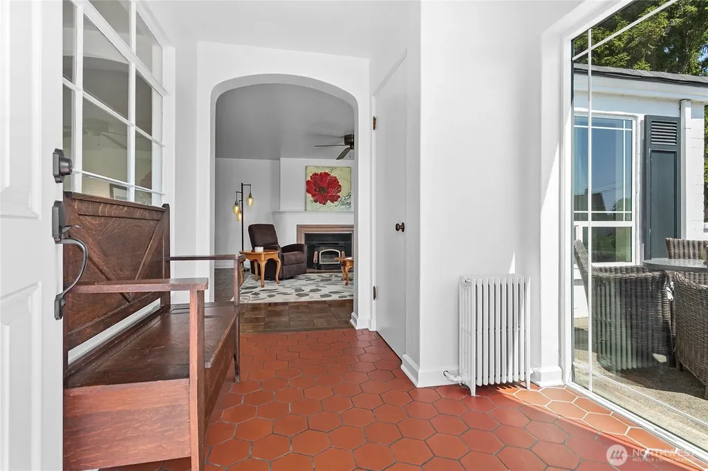 2716 Cornwall Avenue Bellingham WA 98225