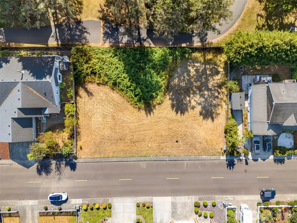 2701 Sea Crest Avenue N Long Beach WA 98631