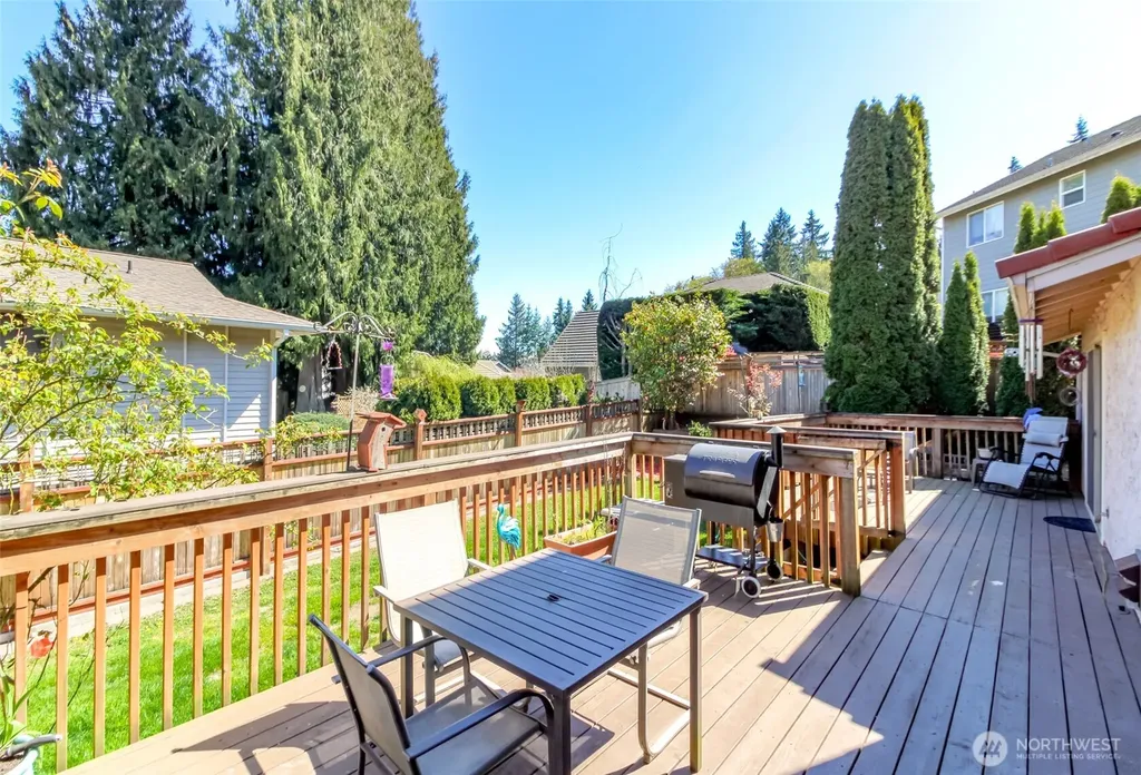 6220 81st Street E Puyallup WA 98371