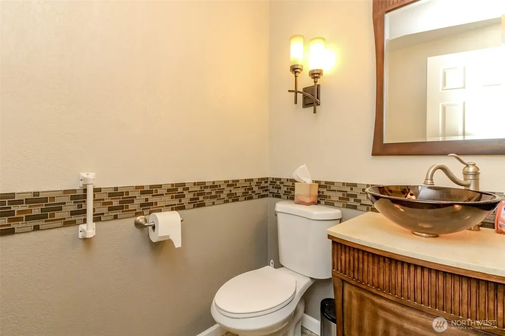 6220 81st Street E Puyallup WA 98371
