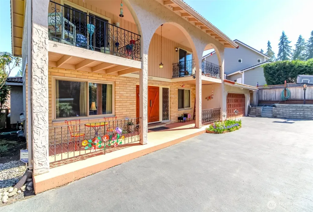 6220 81st Street E Puyallup WA 98371