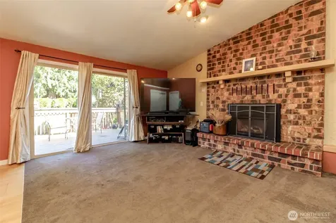 6220 81st Street E Puyallup WA 98371