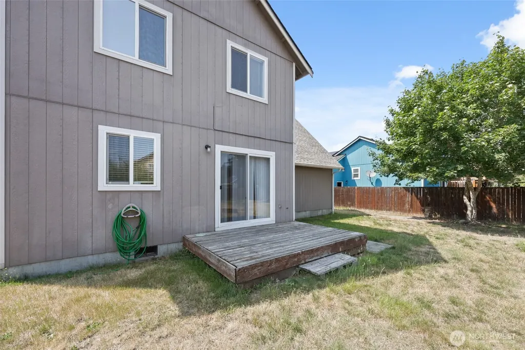 15814 90th Avenue SE Yelm WA 98597