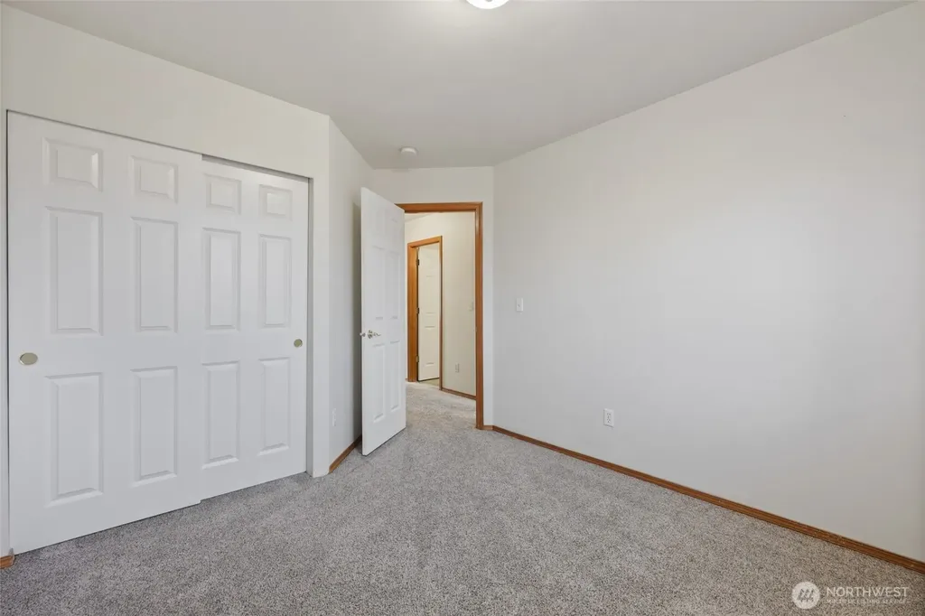 15814 90th Avenue SE Yelm WA 98597