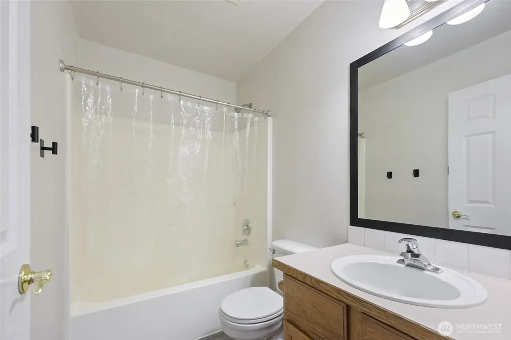 15814 90th Avenue SE Yelm WA 98597