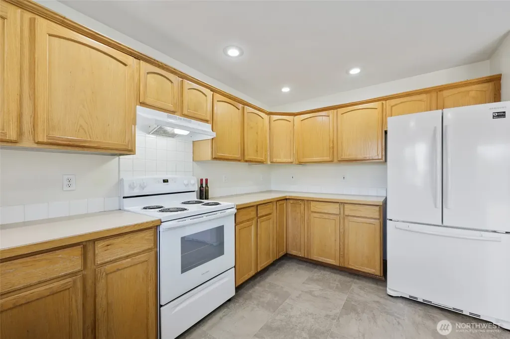 15814 90th Avenue SE Yelm WA 98597