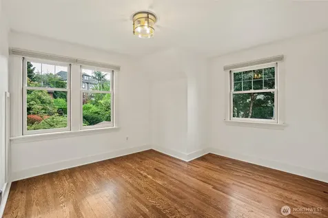 4208 51st Avenue NE Seattle WA 98105