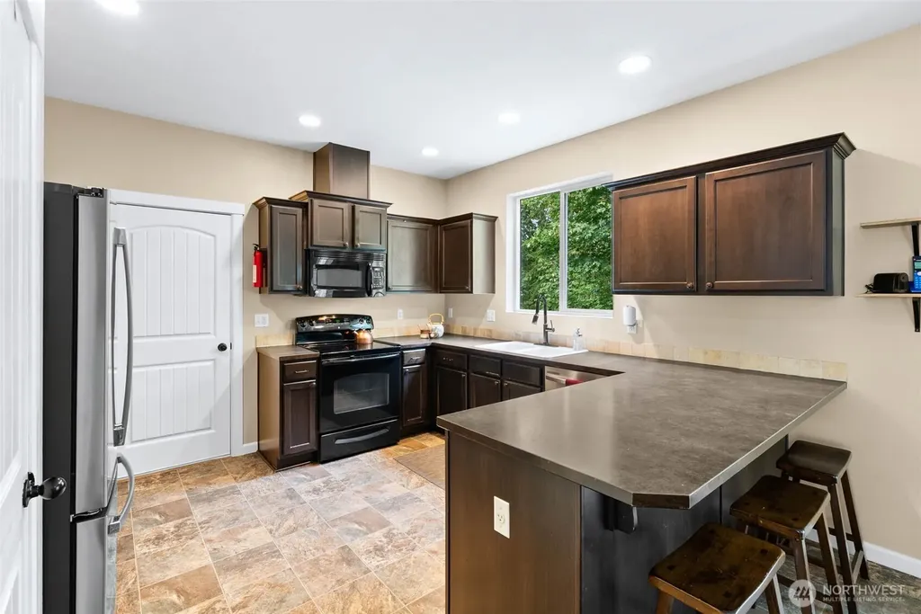2067 Caleb Place SE Port Orchard WA 98366