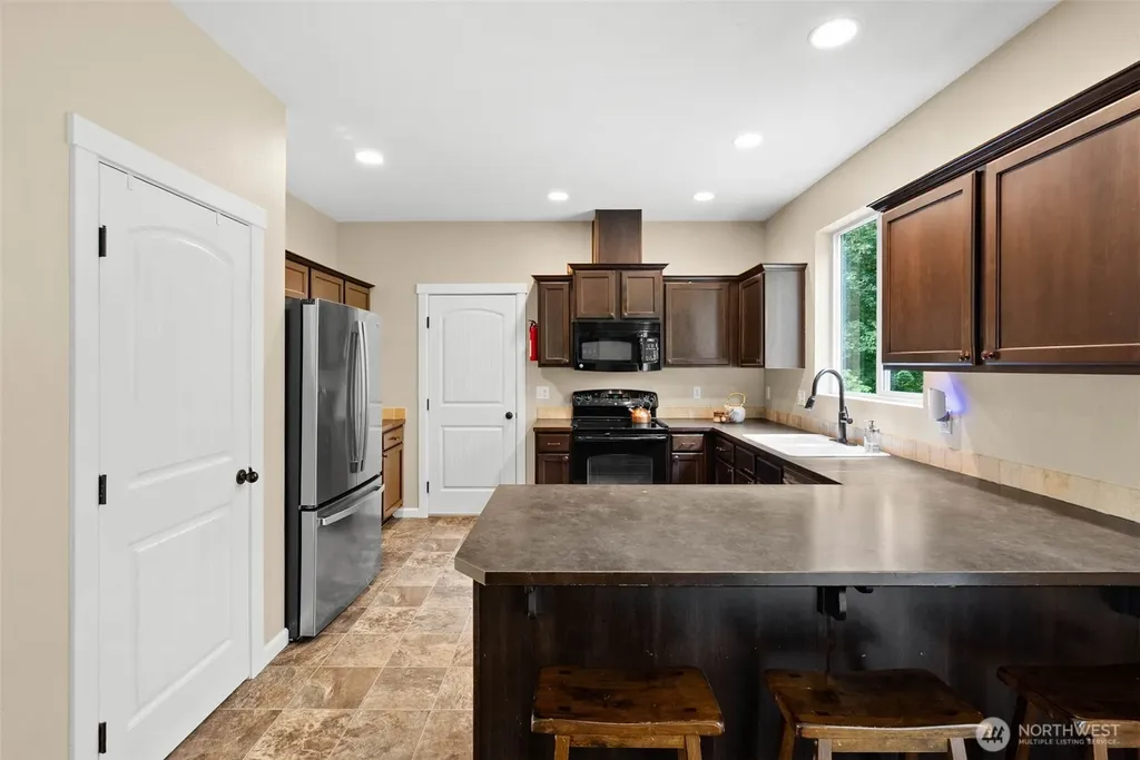 2067 Caleb Place SE Port Orchard WA 98366