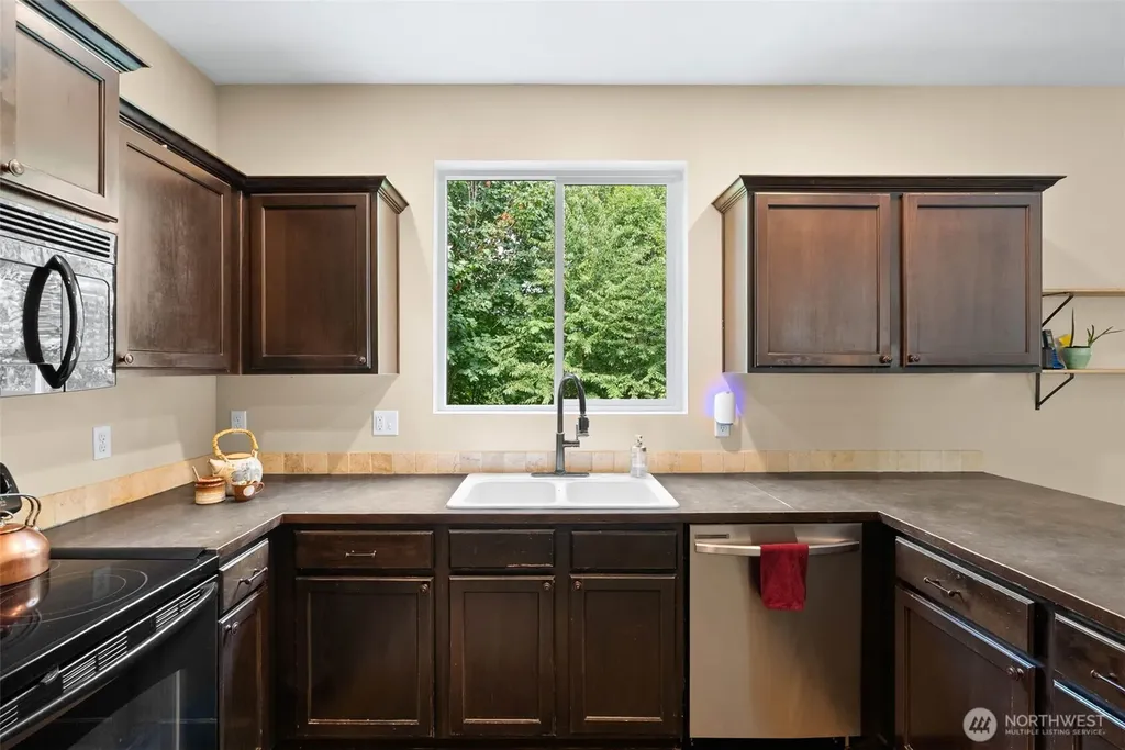 2067 Caleb Place SE Port Orchard WA 98366