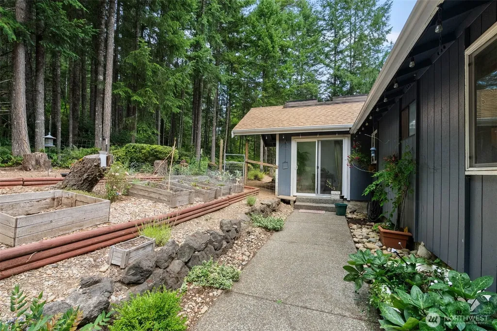 3495 Camp Lane NW Seabeck WA 98380