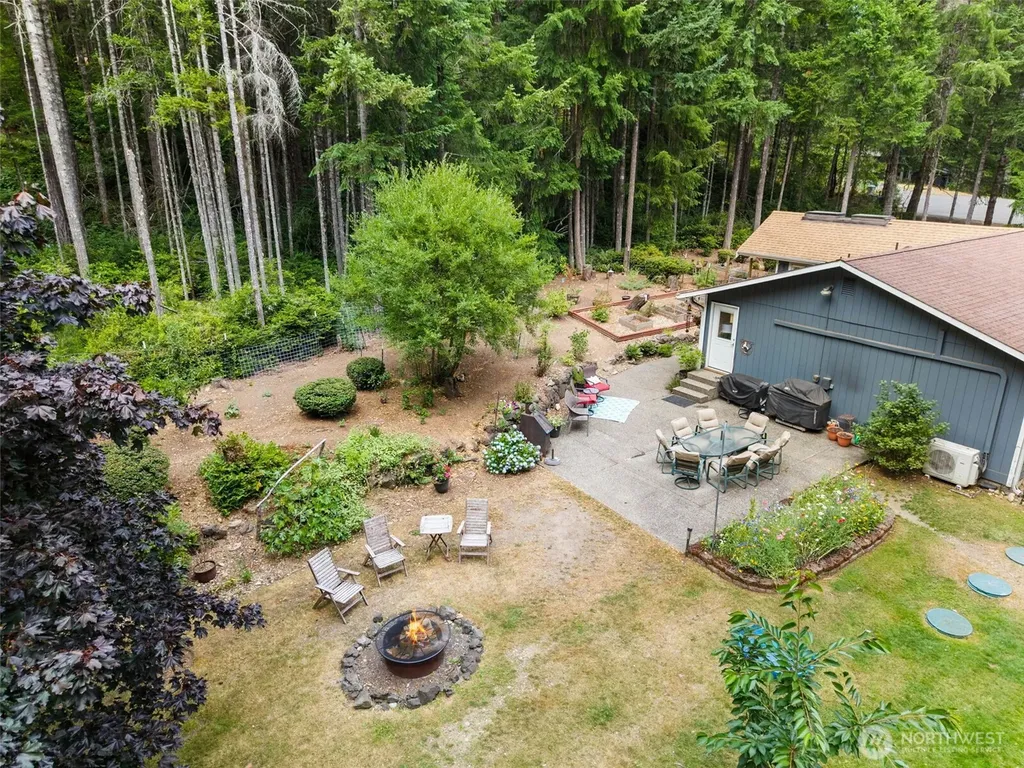 3495 Camp Lane NW Seabeck WA 98380