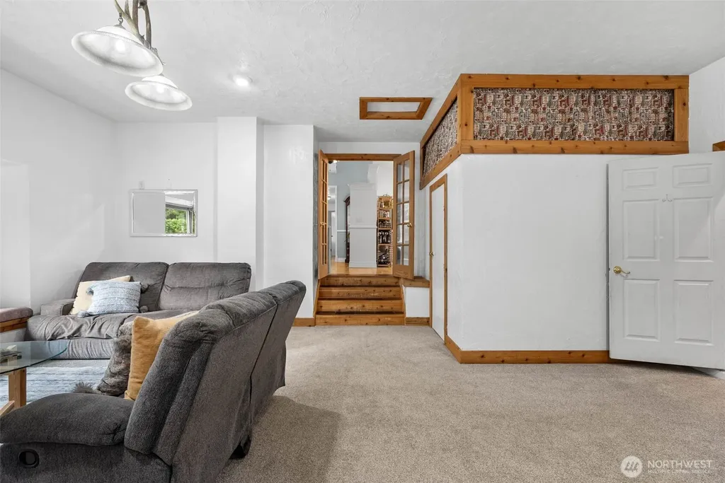 3495 Camp Lane NW Seabeck WA 98380