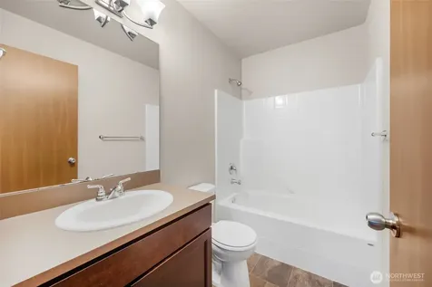 7515 100th Street NE Marysville WA 98270