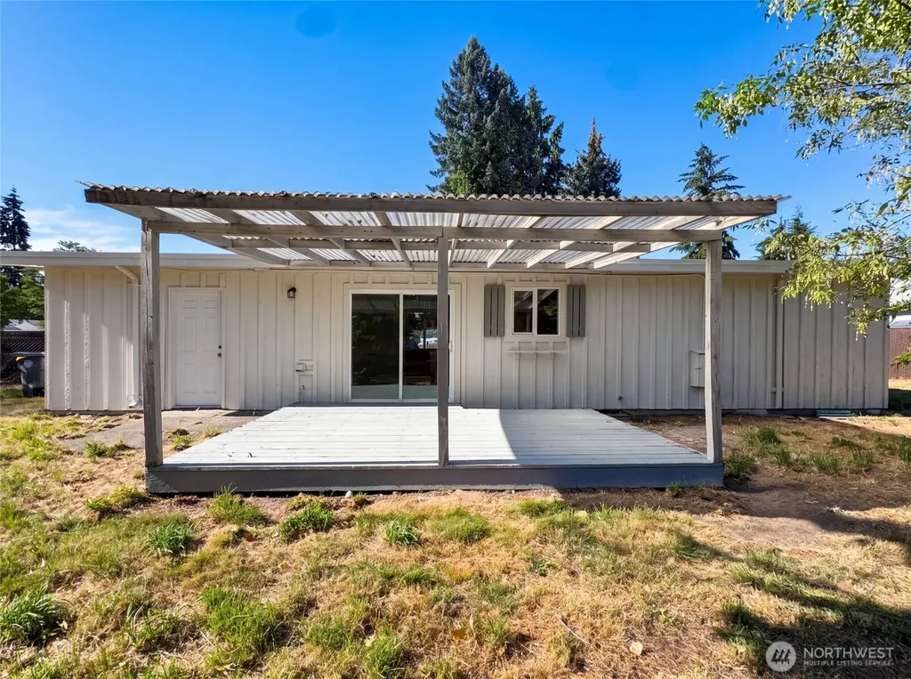 712 141st Street E Tacoma WA 98445