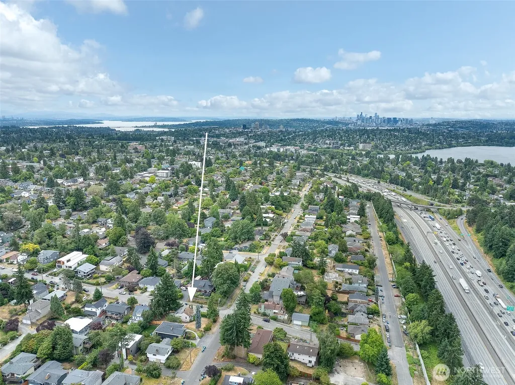 9002 2nd Avenue NE Seattle WA 98115