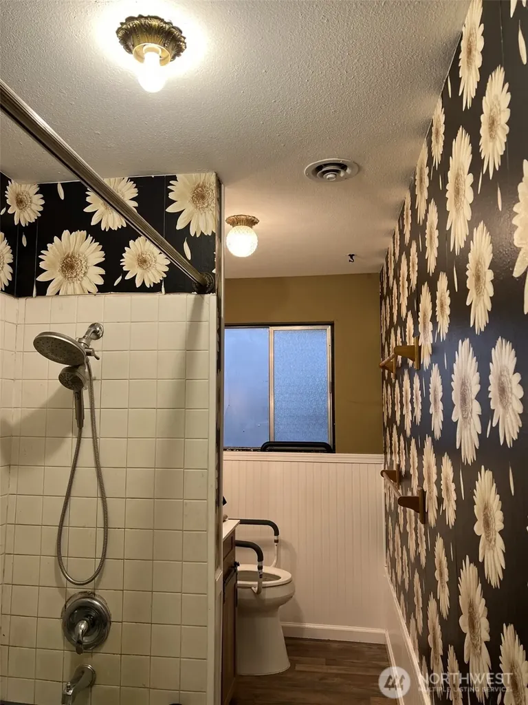 6928 20th Avenue SE Lacey WA 98503