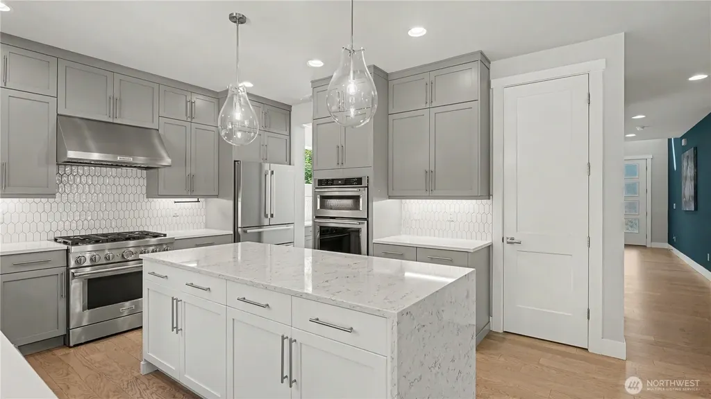 7226 NE 129th Street Kirkland WA 98034