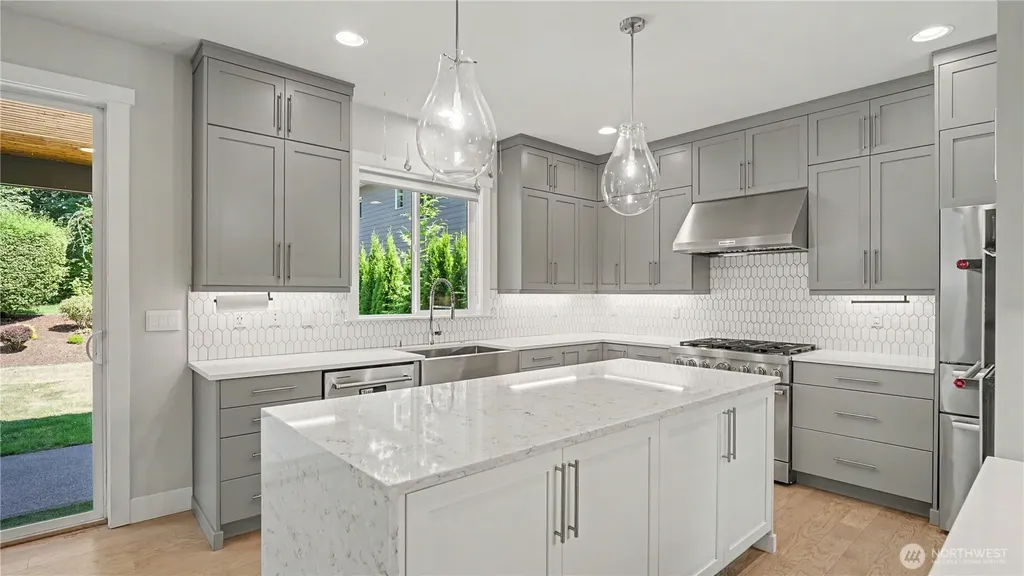 7226 NE 129th Street Kirkland WA 98034