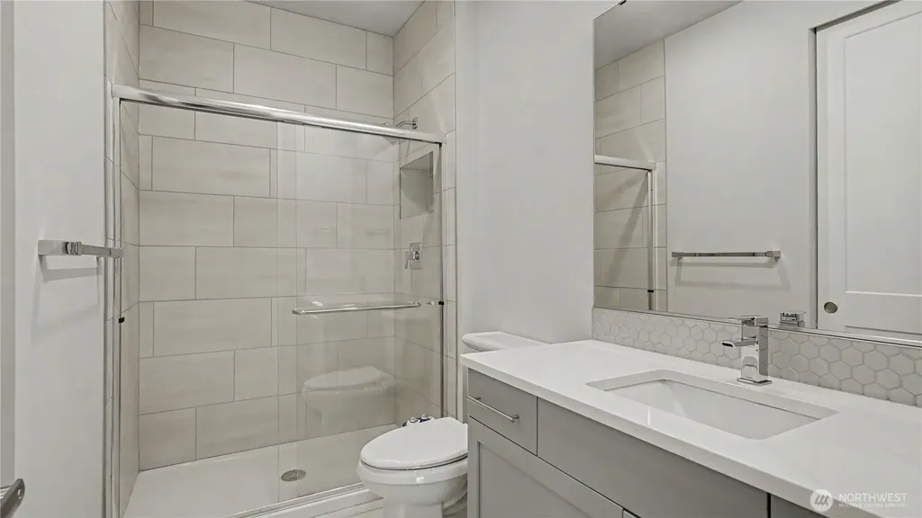 7226 NE 129th Street Kirkland WA 98034