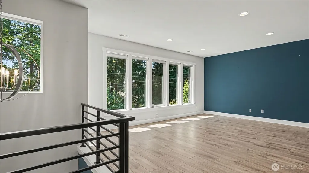 7226 NE 129th Street Kirkland WA 98034