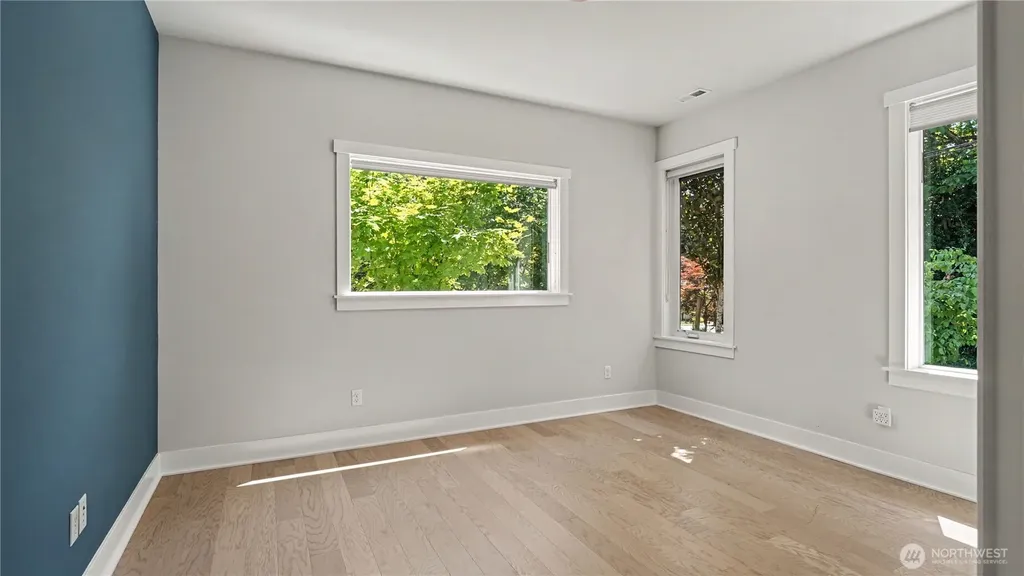 7226 NE 129th Street Kirkland WA 98034