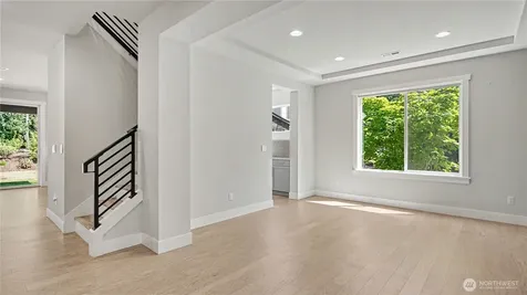 7226 NE 129th Street Kirkland WA 98034