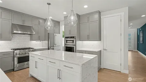 7226 NE 129th Street Kirkland WA 98034