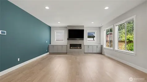 7226 NE 129th Street Kirkland WA 98034