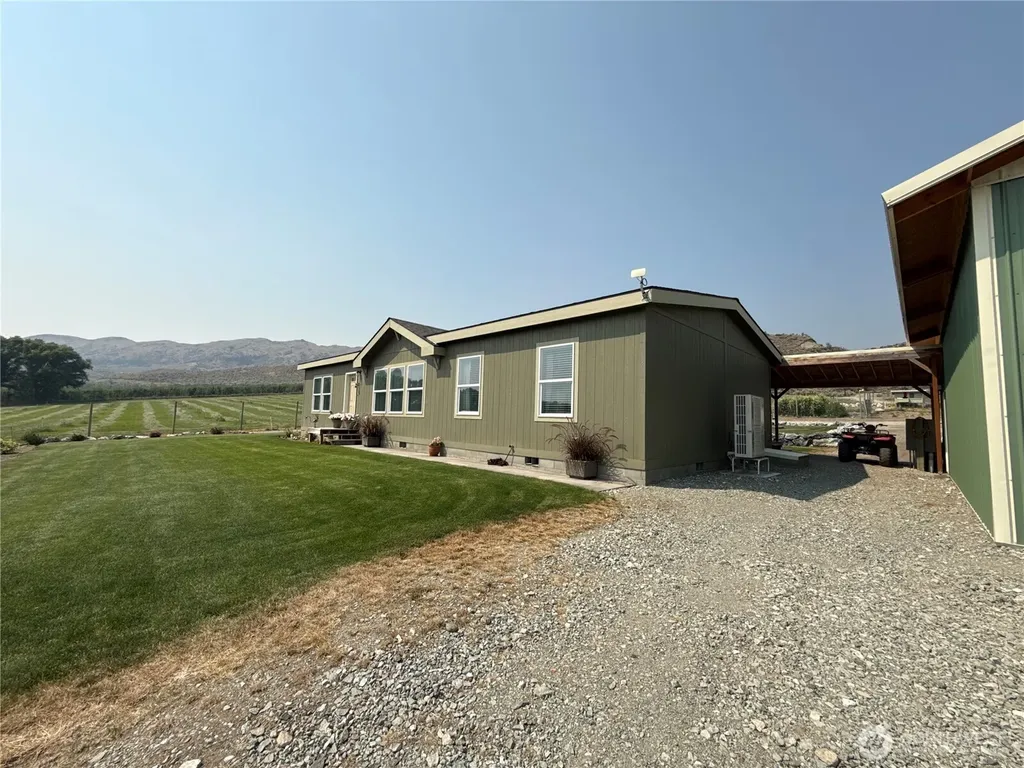 60 Alvarado Road Tonasket WA 98855