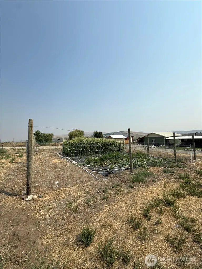 60 Alvarado Road Tonasket WA 98855