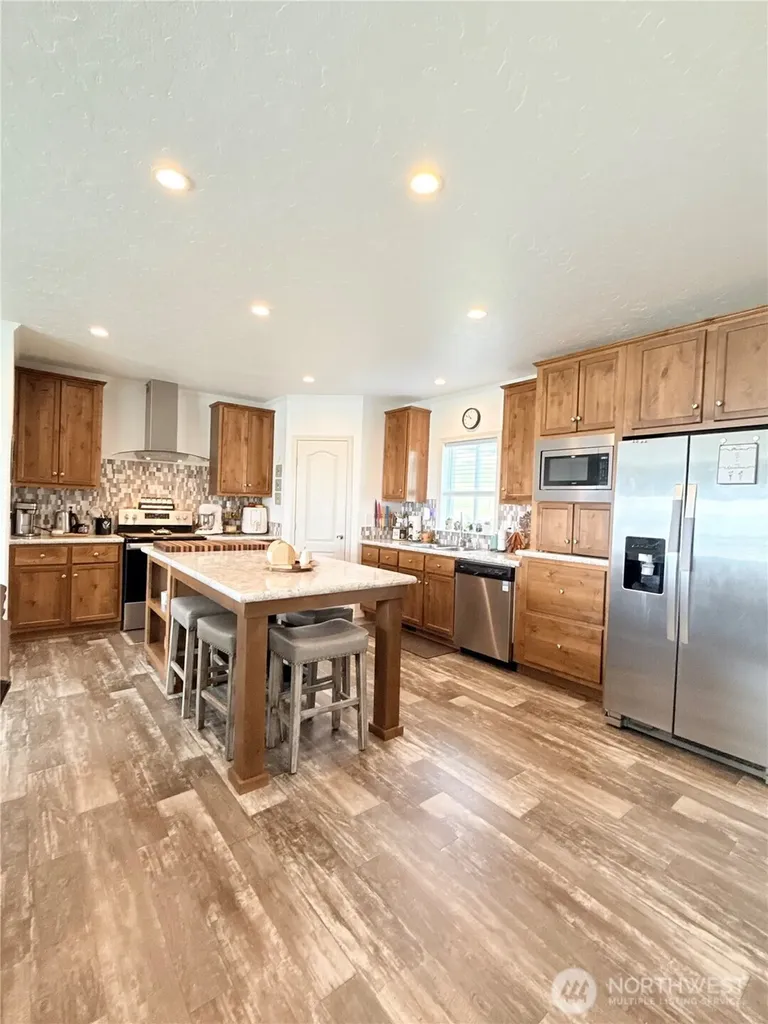60 Alvarado Road Tonasket WA 98855
