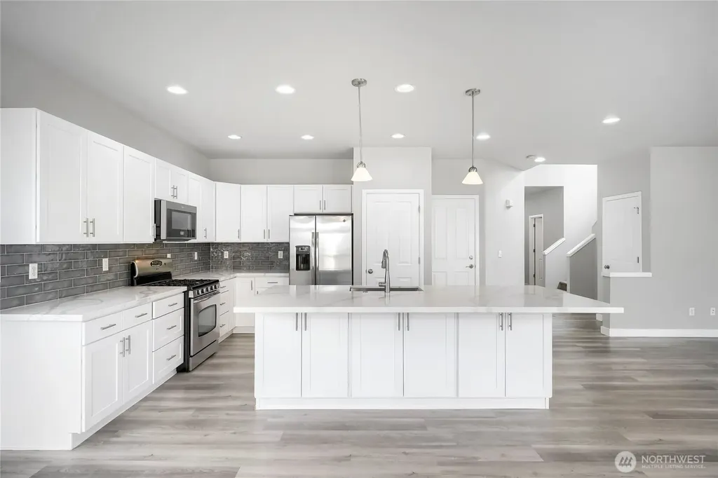 4122 63rd Avenue E Fife WA 98424