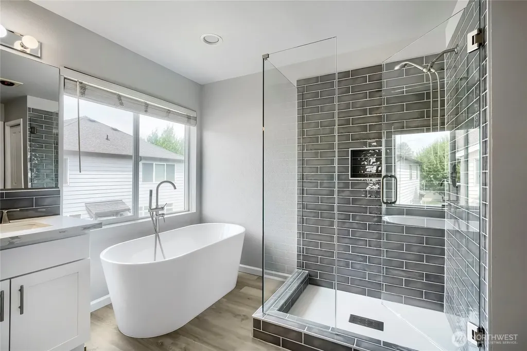 4122 63rd Avenue E Fife WA 98424