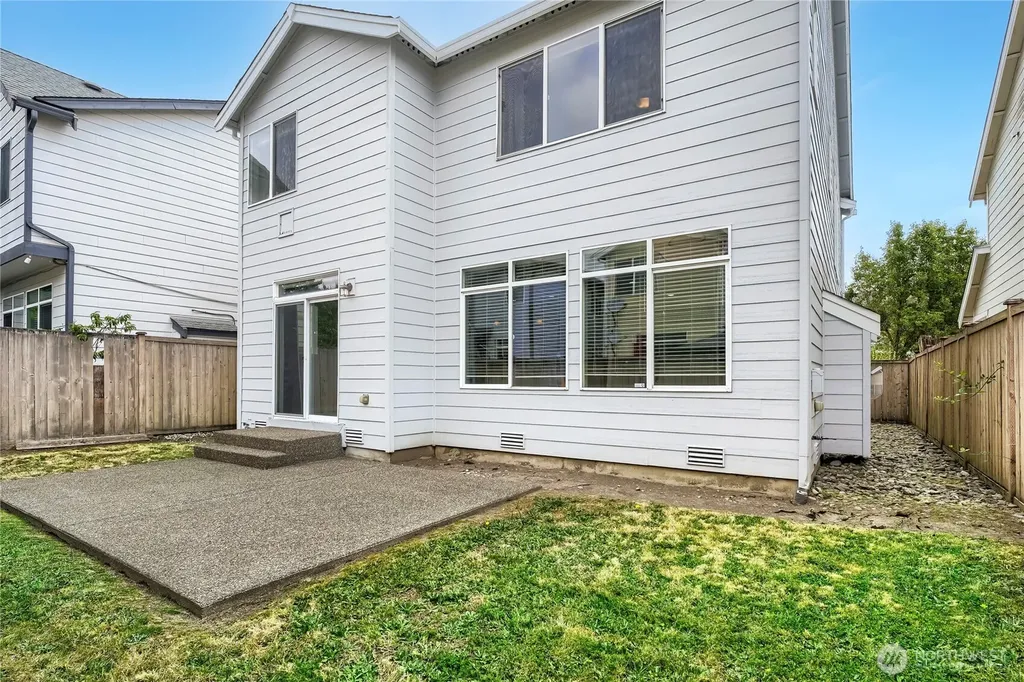 4122 63rd Avenue E Fife WA 98424