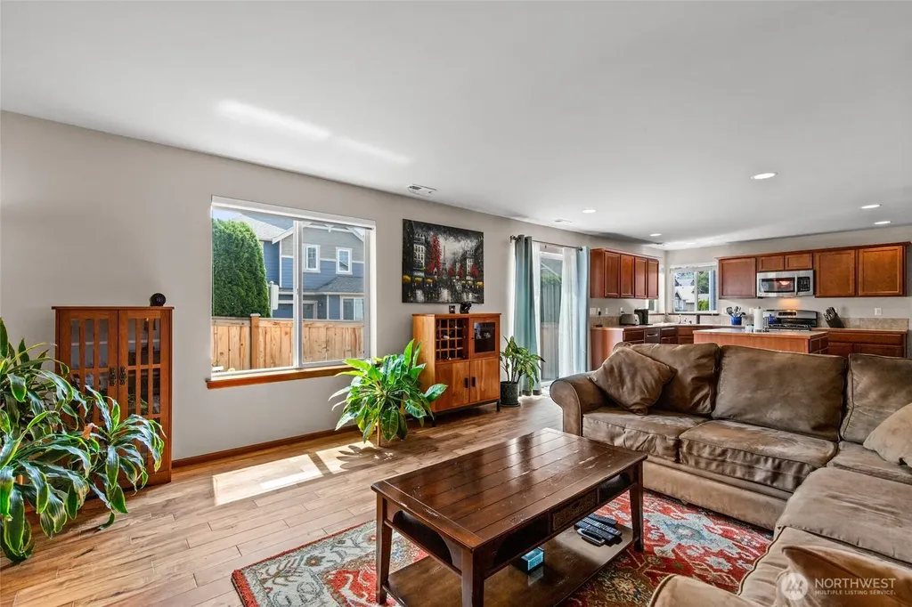 1126 144th Place SW Lynnwood WA 98087
