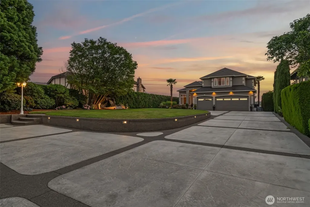 2502 199th Avenue Ct E Lake Tapps WA 98391