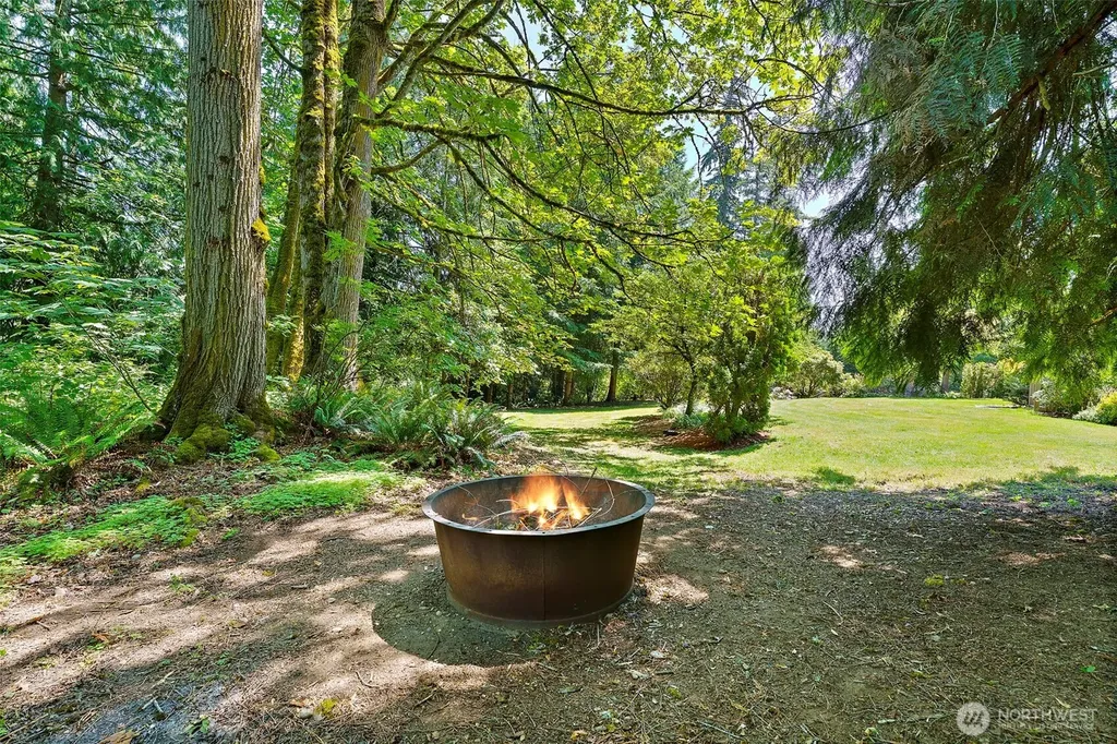 22200 Sweeney Road SE Maple Valley WA 98038