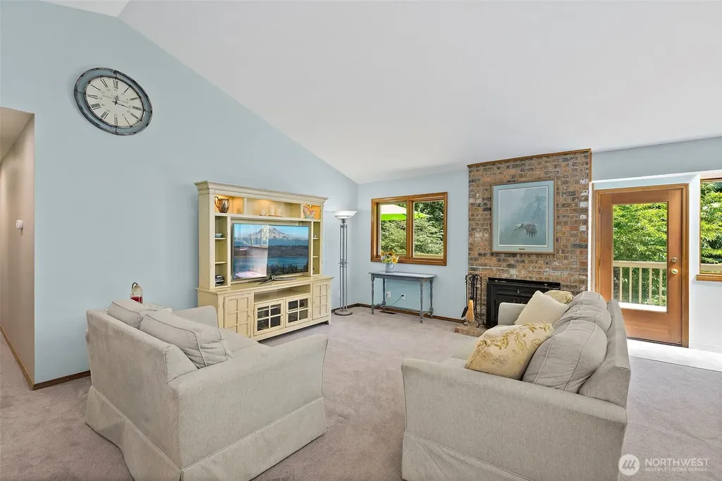 22200 Sweeney Road SE Maple Valley WA 98038