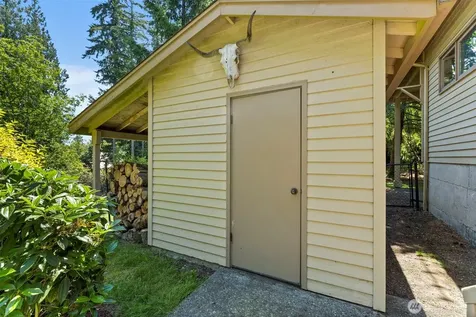 22200 Sweeney Road SE Maple Valley WA 98038
