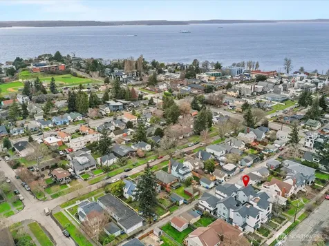 3239 61st Avenue SW Seattle WA 98116