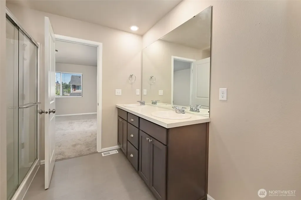 30044 219th Place SE Covington WA 98042