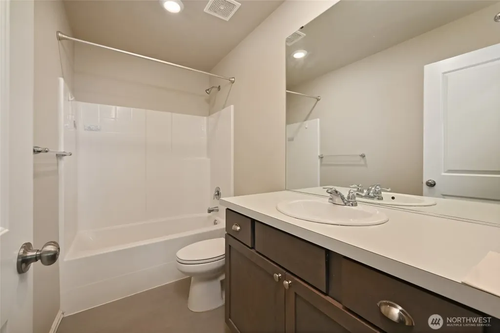 30044 219th Place SE Covington WA 98042