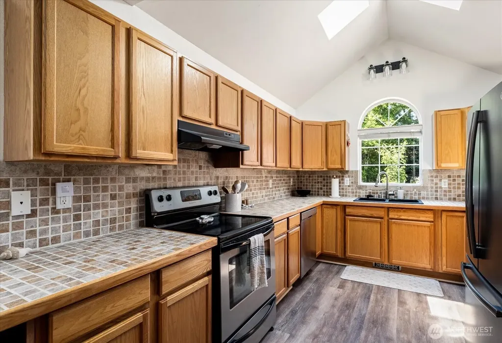 1235 Russell Drive Coupeville WA 98329